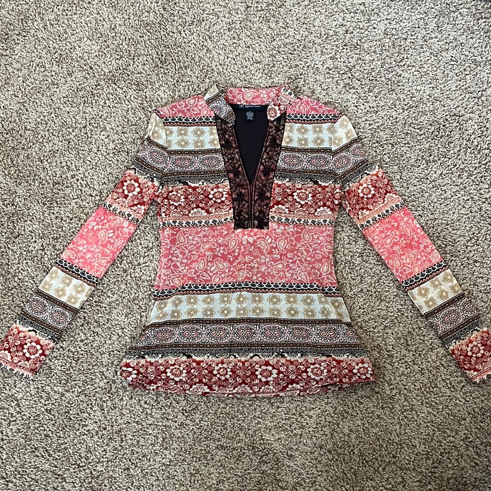 Vintage patterned top
